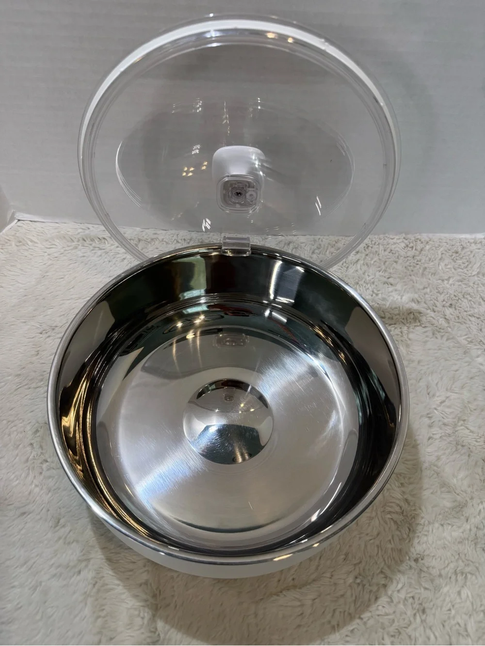 2~Pampered Chef Insulated Serving Bowls